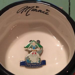 Walt Disney Minnie Mug & headband, Goofy Epcot pin